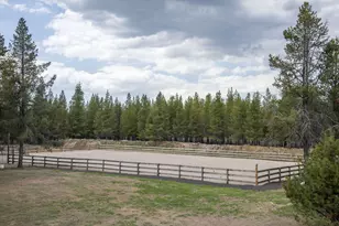 17235 S Century Dr, Bend, OR 97707 - Photo 33