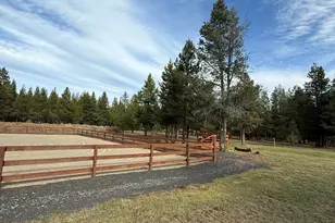 17235 S Century Dr, Bend, OR 97707 - Photo 21