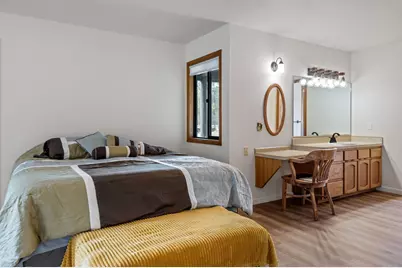 17235 S Century Drive, Bend, OR 97707 - Photo 35