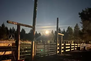 17235 S Century Dr, Bend, OR 97707 - Photo 19