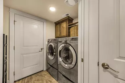 205 Oak Knoll Way, Jacksonville, OR 97530 - Photo 45