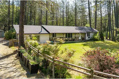 770 Pass Creek Road, Grants Pass, OR 97526 - Photo 3