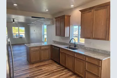 722 Dahl Place #17, Medford, OR 97501 - Photo 3