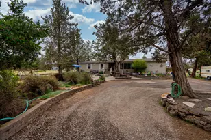 4715 NW 49th Ln, Redmond, OR 97756 - Photo 5