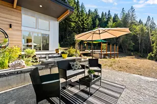 24100 E Evans Creek Rd, White City, OR 97503 - Photo 65