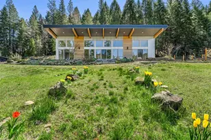 24100 E Evans Creek Rd, White City, OR 97503 - Photo 5