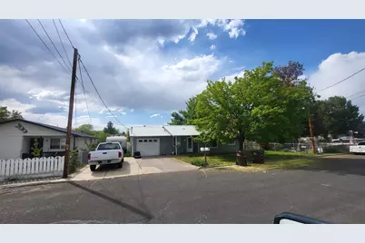 785 NW Beaver Street, Prineville, OR 97754 - Photo 1