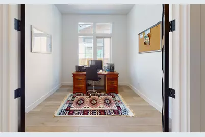 282 W Lundgren Mill Drive, Sisters, OR 97759 - Photo 11