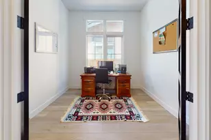 282 W Lundgren Mill Dr, Sisters, OR 97759 - Photo 11