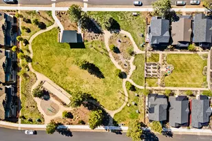 282 W Lundgren Mill Dr, Sisters, OR 97759 - Photo 43