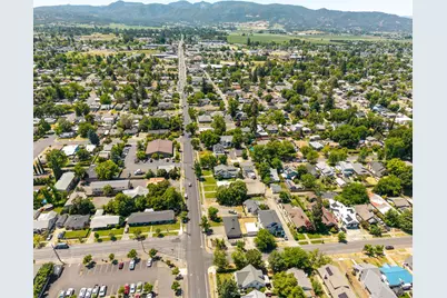 1204 W Main Street, Medford, OR 97501 - Photo 31