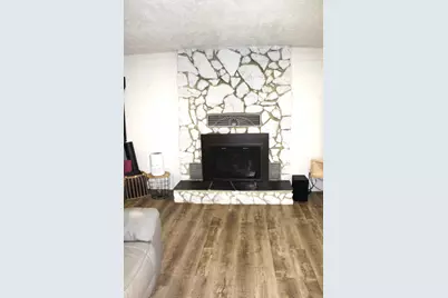 2003 Carlson Drive, Klamath Falls, OR 97603 - Photo 5