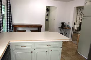 2003 Carlson Dr, Klamath Falls, OR 97603 - Photo 11