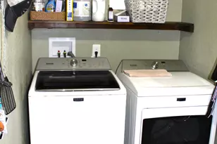 2003 Carlson Dr, Klamath Falls, OR 97603 - Photo 17