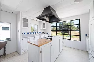 12400 SE Cotton Tail Ln, Prineville, OR 97754 - Photo 13