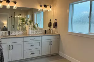 21409 SE Krakatoa Ct, Bend, OR 97702 - Photo 17