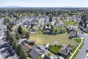 2640 NE 8th St, Bend, OR 97701 - Photo 17