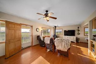 4664 N Mckay Rd, Prineville, OR 97754 - Photo 13