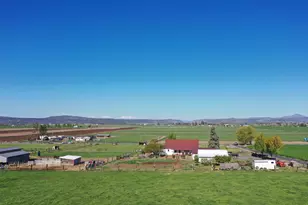 4664 N Mckay Rd, Prineville, OR 97754 - Photo 3