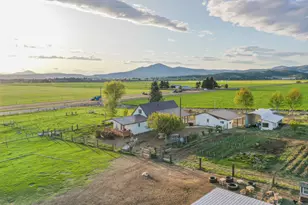 4664 N Mckay Rd, Prineville, OR 97754 - Photo 5