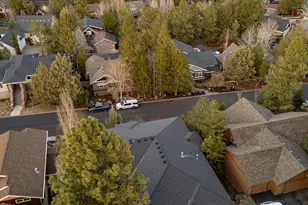 3143 NW Craftsman Dr, Bend, OR 97703 - Photo 37