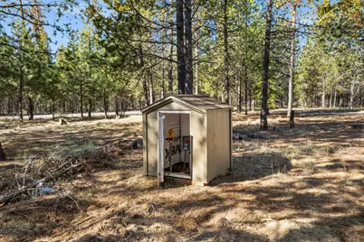 16052 Eagles Nest Road, La Pine, OR 97739 - Photo 13