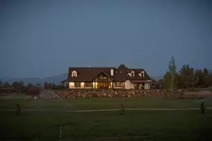 23636 Ten Barr Trl, Bend, OR 97701 - Photo 61