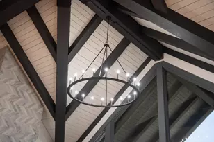 23636 Ten Barr Trl, Bend, OR 97701 - Photo 17