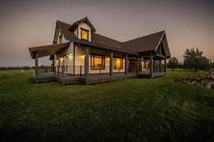 23636 Ten Barr Trl, Bend, OR 97701 - Photo 41