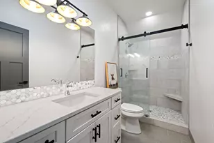 23636 Ten Barr Trl, Bend, OR 97701 - Photo 35