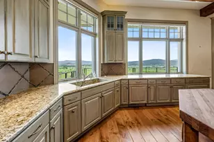 1918 Stevens Rd, Eagle Point, OR 97524 - Photo 17