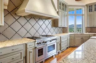 1918 Stevens Rd, Eagle Point, OR 97524 - Photo 15