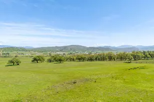 1918 Stevens Rd, Eagle Point, OR 97524 - Photo 73