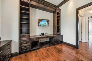 1918 Stevens Rd, Eagle Point, OR 97524 - Photo 31