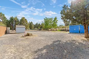 61556 Twin Lakes Loop, Bend, OR 97702 - Photo 23