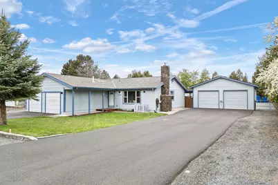 61556 Twin Lakes Loop, Bend, OR 97702 - Photo 1