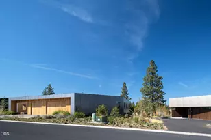 61913 Hosmer Lake Dr, Bend, OR 97702 - Photo 7