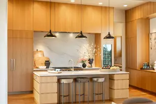 61913 Hosmer Lake Dr, Bend, OR 97702 - Photo 17