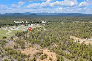 54445 Huntington Rd, Bend, OR 97707 - Photo 3