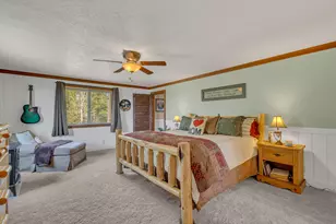 54445 Huntington Rd, Bend, OR 97707 - Photo 49