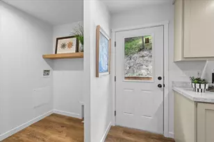 3995 E Evans Creek Rd, Rogue River, OR 97537 - Photo 17