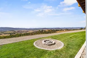 4002 Dry Creek Rd, Medford, OR 97504 - Photo 29