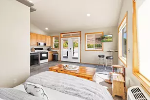 4002 Dry Creek Rd, Medford, OR 97504 - Photo 35