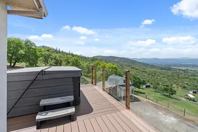 4002 Dry Creek Road, Medford, OR 97504 - Photo 25