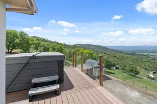 4002 Dry Creek Rd, Medford, OR 97504 - Photo 25