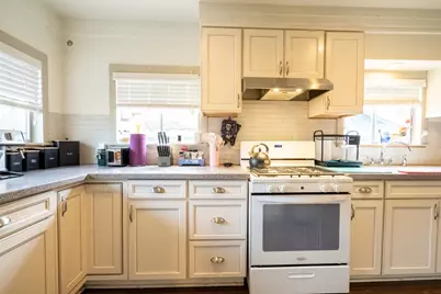 419 NW D Street, Grants Pass, OR 97526 - Photo 13