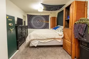 419 NW D St, Grants Pass, OR 97526 - Photo 19