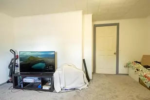 419 NW D St, Grants Pass, OR 97526 - Photo 29