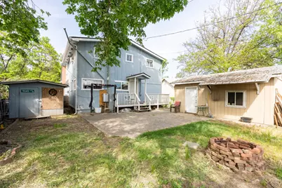 419 NW D Street, Grants Pass, OR 97526 - Photo 35