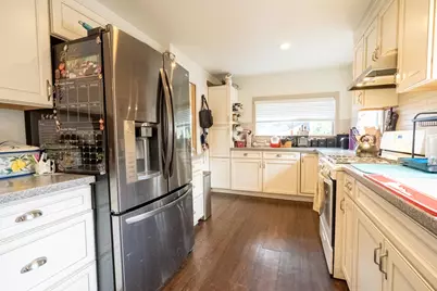 419 NW D Street, Grants Pass, OR 97526 - Photo 15